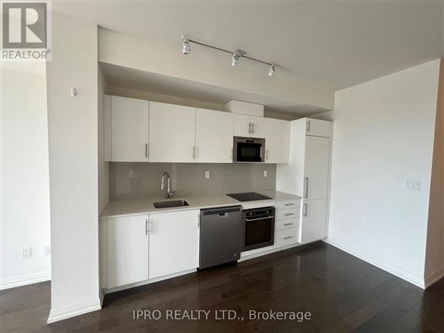 Axiom Condos - 1527 460 Adelaide Street East - photo 1