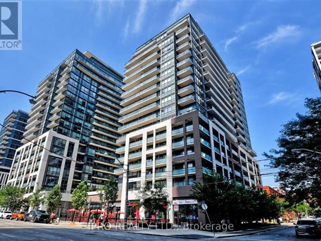 Axiom Condos - 1019 460 Adelaide Street East - photo 1