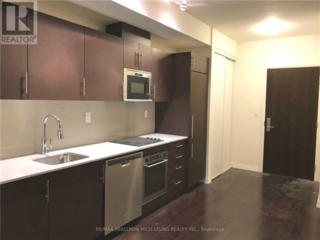 Axiom Condos - 1826 460 Adelaide Street East - photo 1