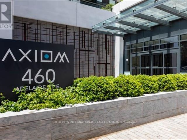 Axiom Condos - 903 460 Adelaide Street East - photo 2