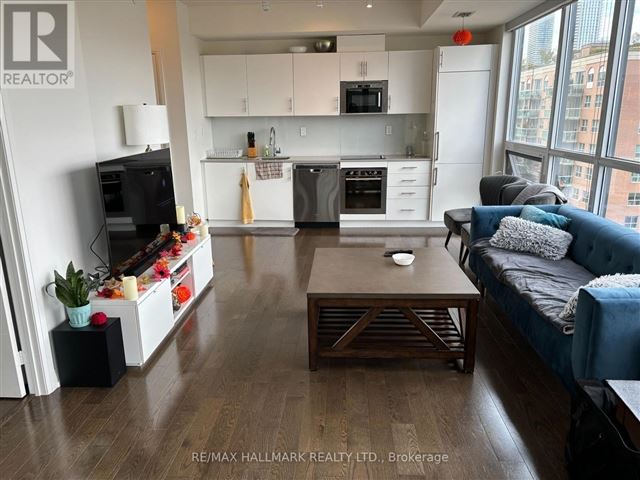 Axiom Condos - 1506 460 Adelaide Street East - photo 1