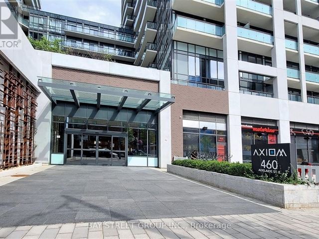 Axiom Condos - 521 460 Adelaide Street East - photo 2