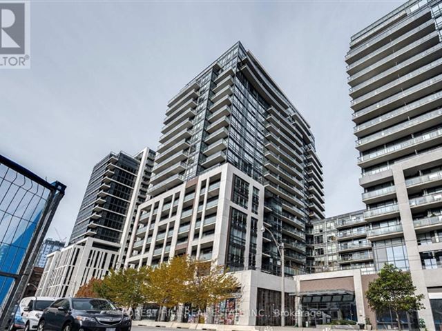 Axiom Condos - 723 460 Adelaide Street East - photo 2