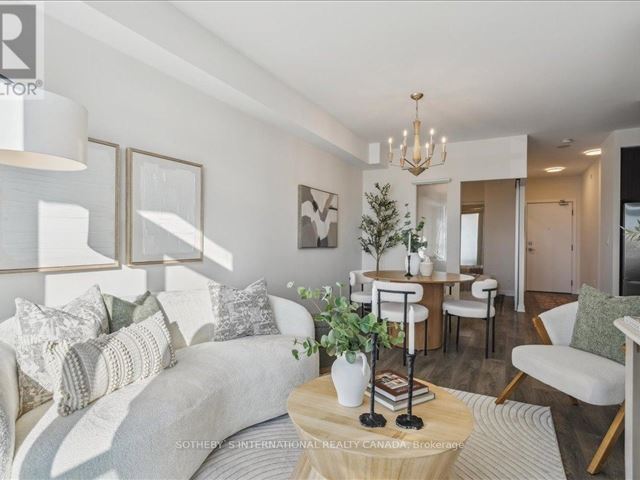 Downtown Erin Mills - 702 4633 Glen Erin Drive - photo 1