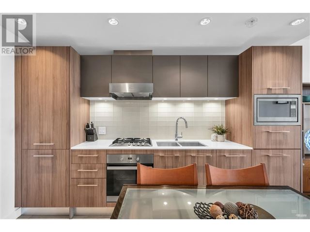 Kensington Gardens - 306 2220 Kingsway - photo 2