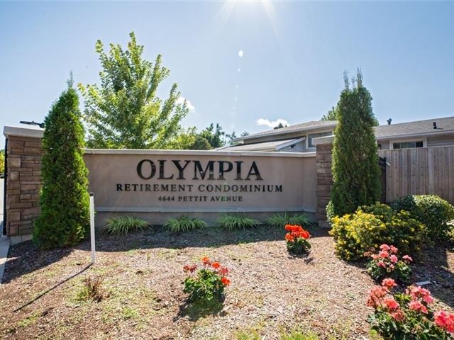 The Olympia - 323 4644 Pettit Avenue - photo 2