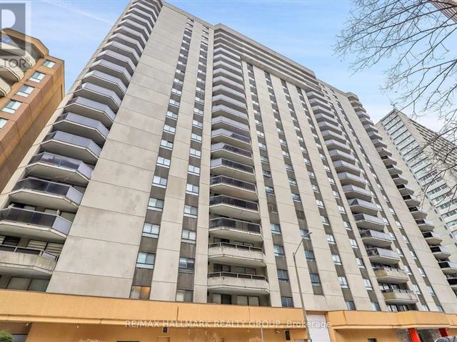 Bay Laurier Place - 1606 470 Laurier Avenue West - photo 1