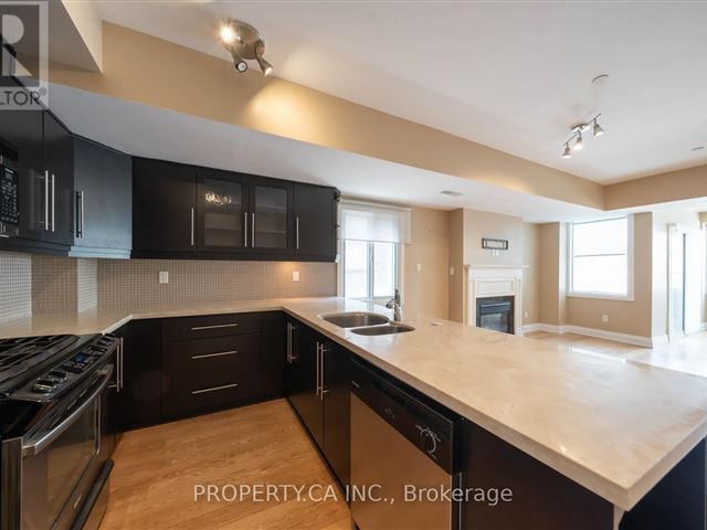 The Devonshire  - 1 473 Dupont Street - photo 2