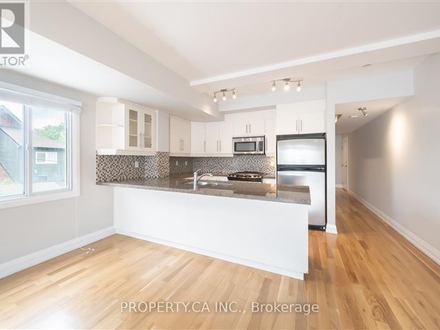 The Devonshire  - 2 473 Dupont Street - photo 1