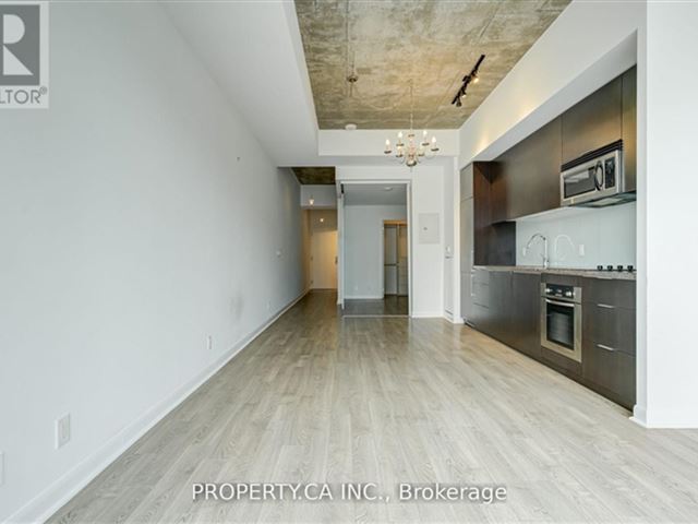 Victory Lofts - 509 478 King Street West - photo 2