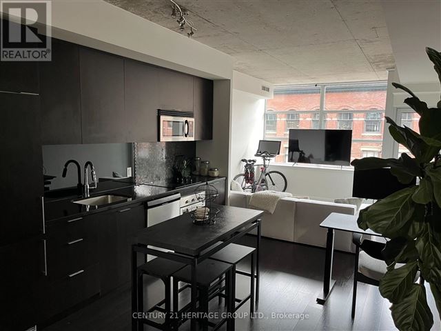 Victory Lofts - 309 478 King Street West - photo 3