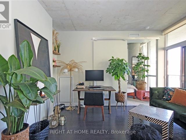 Victory Lofts - 815 478 King Street West - photo 1