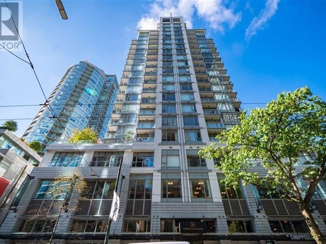 R & R - 1703 480 Robson Street - photo 1