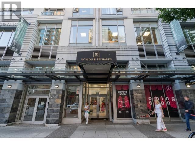 R & R - 1401 480 Robson Street - photo 1