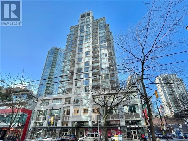 R & R - 703 480 Robson Street - photo 1