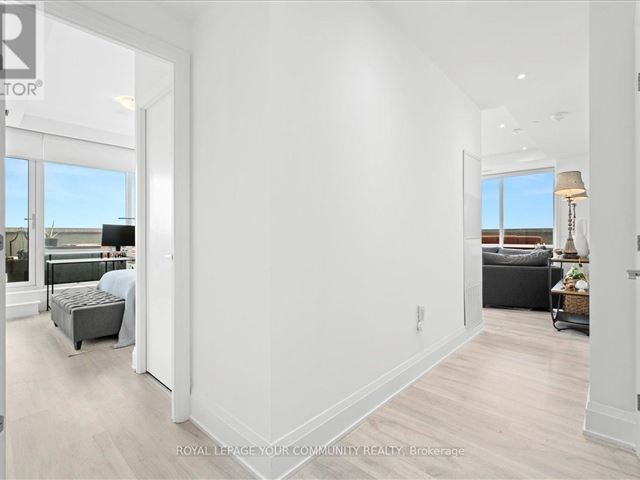 Avenue on 7 Condos - 1001 4800 Highway 7 Drive - photo 3