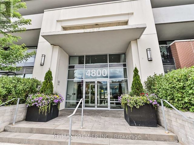 Avenue on 7 Condos - 912 4800 Highway 7 Drive - photo 3