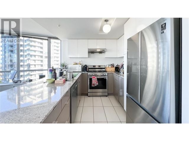 Centrepoint - 1602 4800 Hazel Street - photo 2