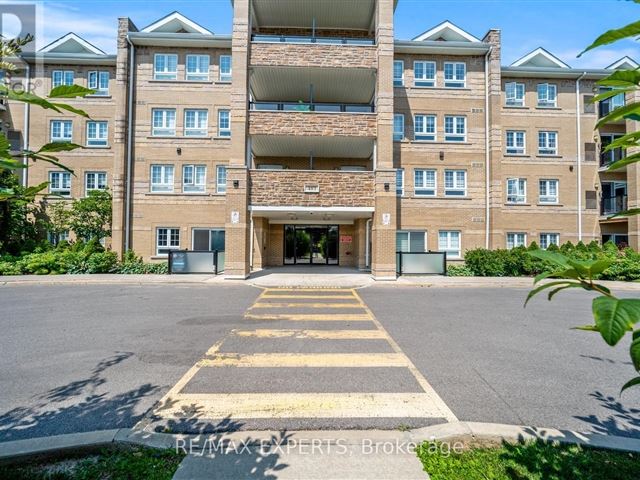 Glengrove on the Park - 2117 481 Rupert Avenue - photo 1