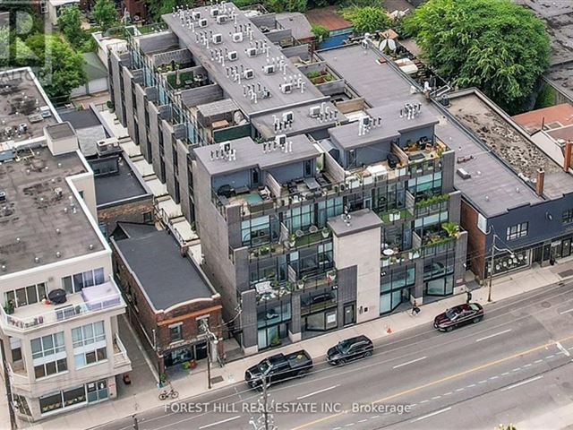 Annex Loft Houses - 112 483 Dupont Street - photo 1