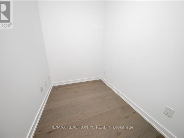 The Residences of 488 University Avenue - 4012 488 University Avenue - photo 3