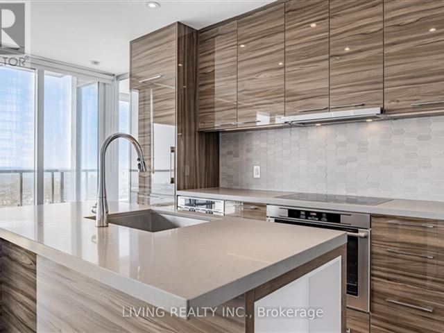 The Residences of 488 University Avenue - 5408 488 University Avenue - photo 3