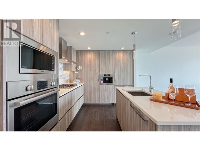 Concord Brentwood Phase Two - Hillside East - 5002 4880 Lougheed Highway - photo 3