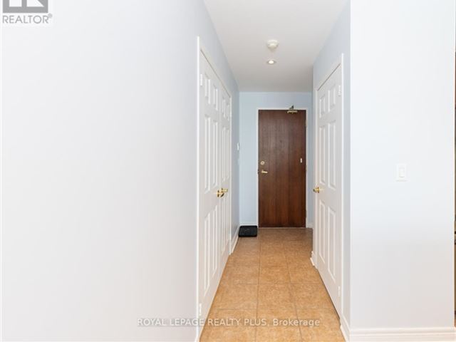 Miracle in Mississauga - ph2 4900 Glen Erin Drive - photo 3