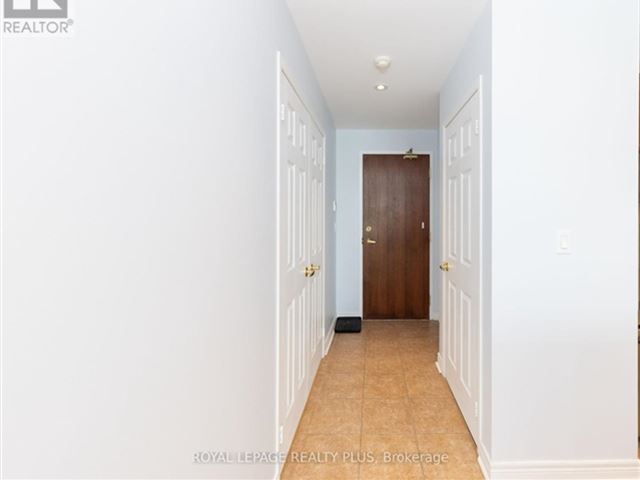 Miracle in Mississauga - ph2 4900 Glen Erin Drive - photo 3