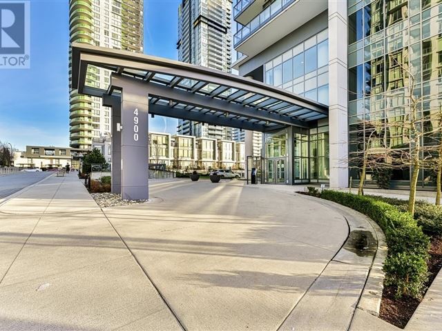 The Park Metrotown - 3004 4900 Lennox Lane - photo 2