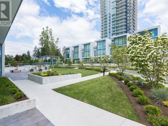 The Park Metrotown - 806 4900 Lennox Lane - photo 2