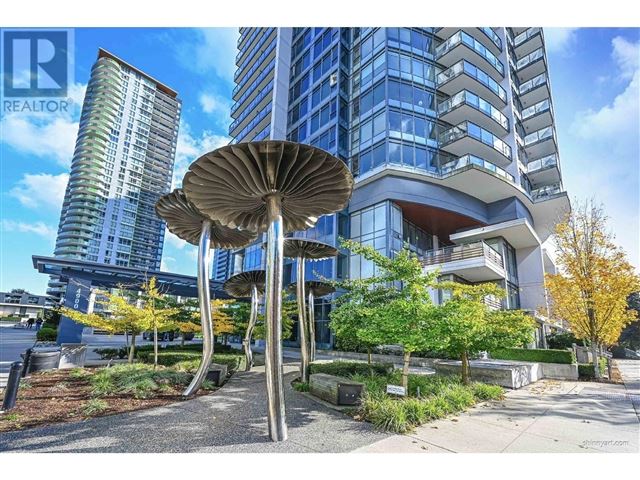 The Park Metrotown - 802 4900 Lennox Lane - photo 3