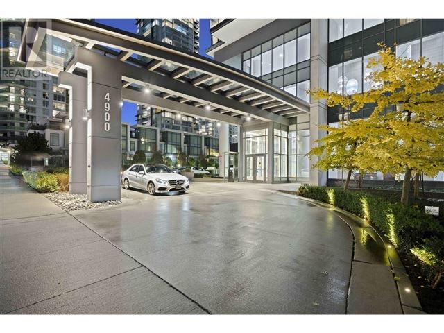 The Park Metrotown - 2806 4900 Lennox Lane - photo 3