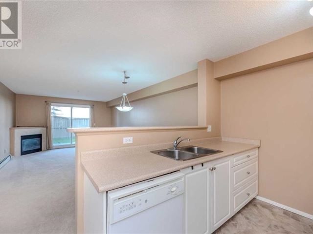 4975 130 Av Se - 4111 4975 130 Avenue Southeast - photo 3