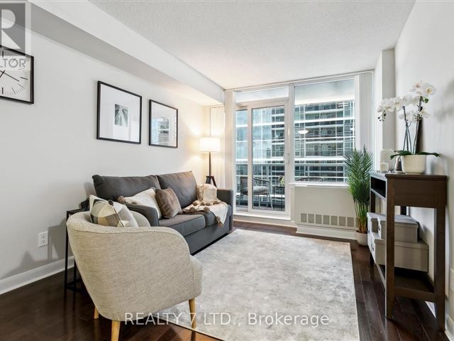 Ultima at Broadway North Tower - 2611 4978 Yonge Street - photo 1