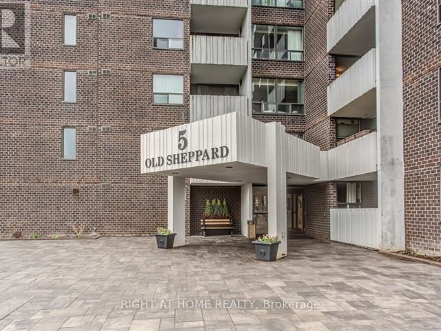 5 Old Sheppard Avenue Condos - 403 5 Old Sheppard Avenue - photo 2