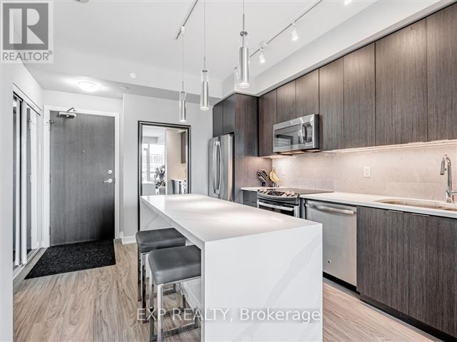 Local at Fort York - 1008 50 Bruyeres Mews - photo 2