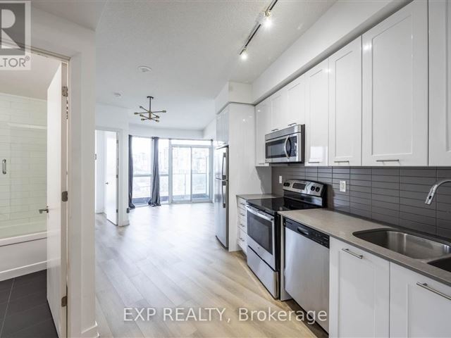 Local at Fort York - 902 50 Bruyeres Mews - photo 1