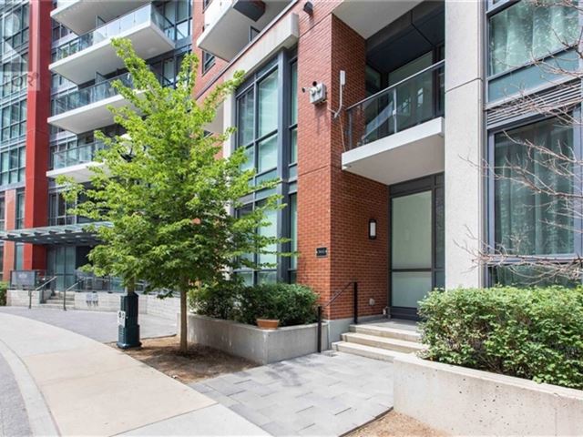 Local at Fort York - th10 50 Bruyeres Mews - photo 1
