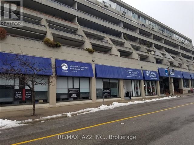 McLaughlin Square - 103 50 Richmond Street East - photo 2