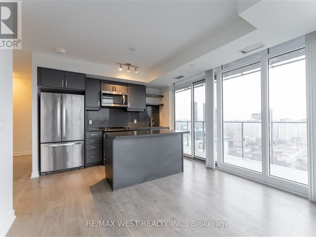 50 at Wellesley Station Condos - 3708 50 Wellesley Street East - photo 2