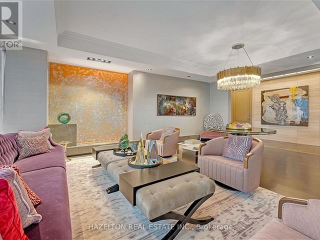 Four Seasons Private Residences - 2601 55 Scollard Street - photo 3