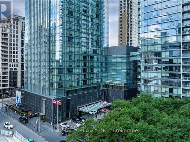 Four Seasons Private Residences - 4001 55 Scollard Street - photo 1