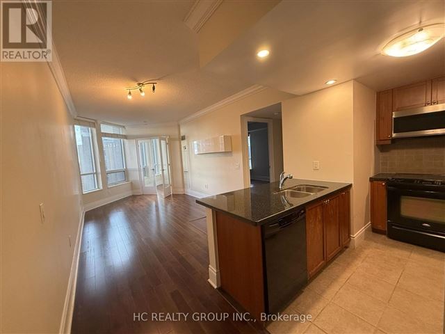 Grand Triomphe 2 - 1530 500 Doris Avenue - photo 2