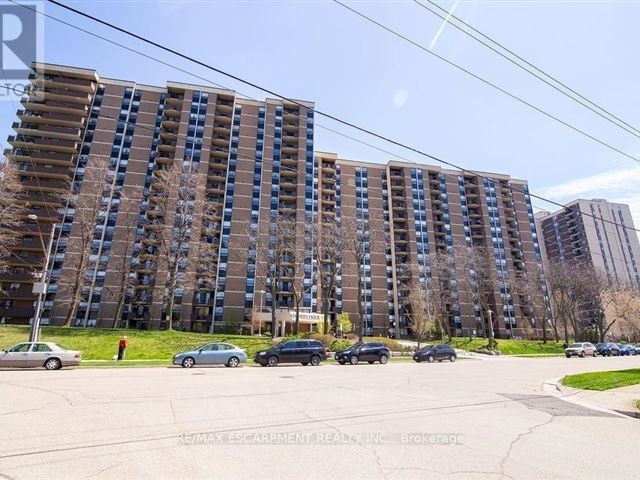 500 Green Condos - 1512 500 Green Road - photo 1