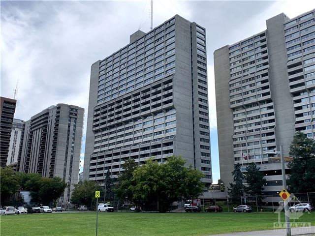 Queen Elizabeth Towers - 806 500 Laurier Avenue West - photo 1