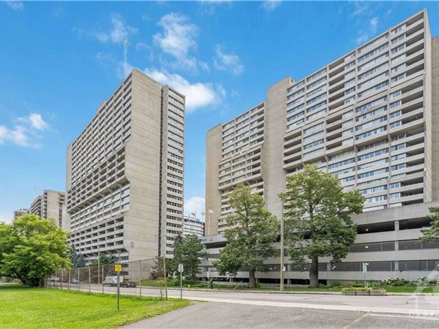 Queen Elizabeth Towers - 2308 500 Laurier Avenue West - photo 1