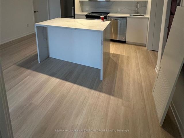 Nordic Condos -  500 Wilson Avenue - photo 2