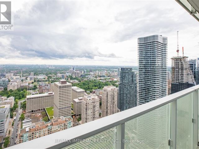 Teahouse Condos - 5001 501 Yonge Street - photo 2