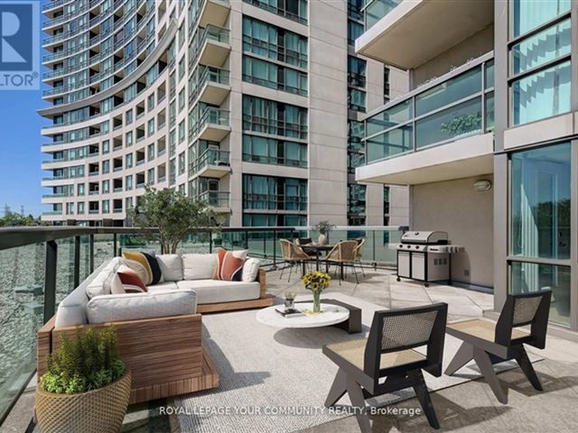 C Condos - 515 503 Beecroft Road - photo 1